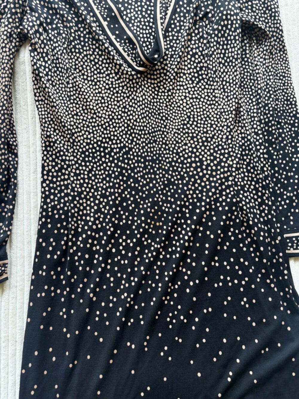 ✨ Leonard Paris Silk Polka Dot Maxi Dress ✨ - Picture 2 of 4